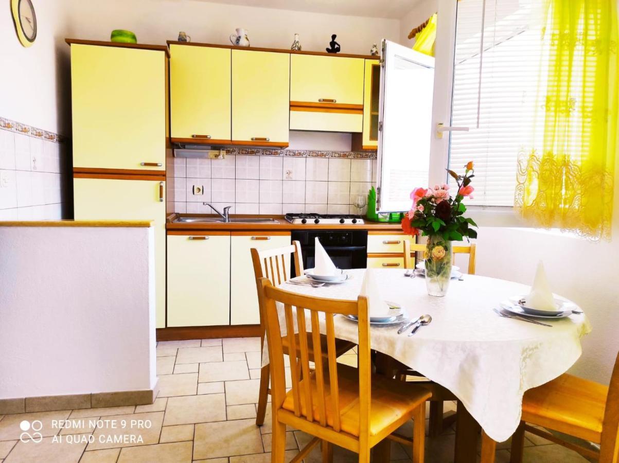 Apartment Topic Baška Voda Eksteriør billede