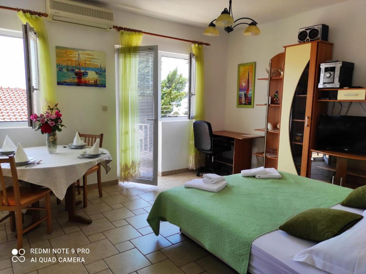 Apartment Topic Baška Voda Eksteriør billede
