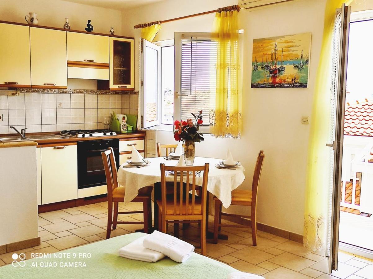 Apartment Topic Baška Voda Eksteriør billede
