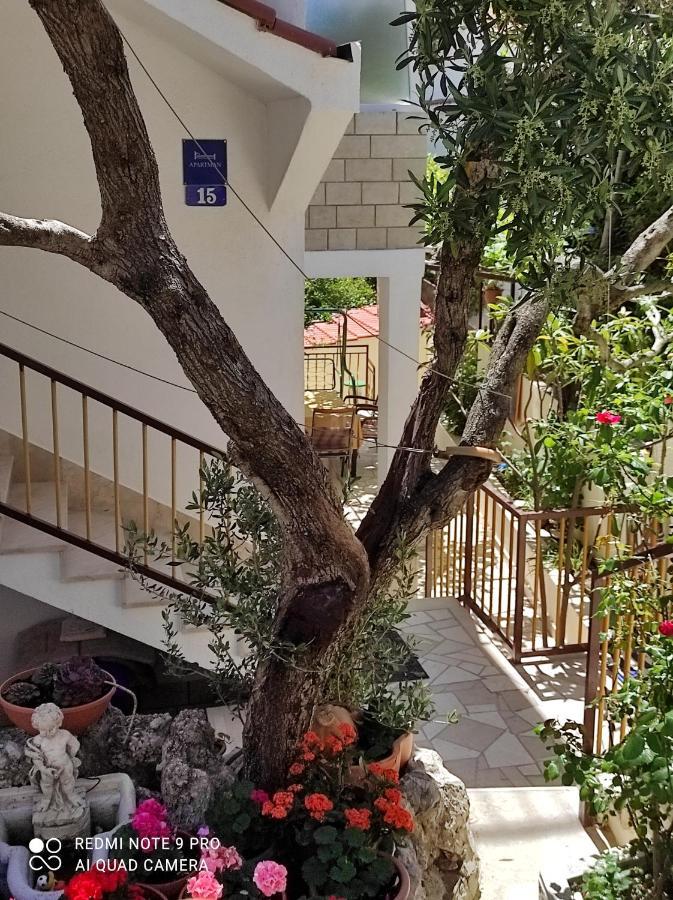 Apartment Topic Baška Voda Eksteriør billede