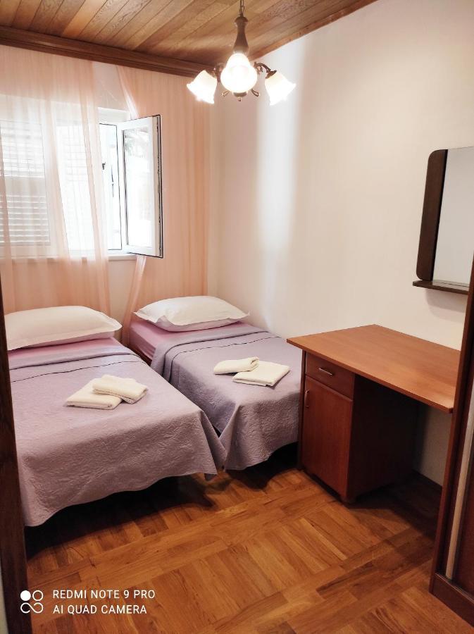 Apartment Topic Baška Voda Eksteriør billede