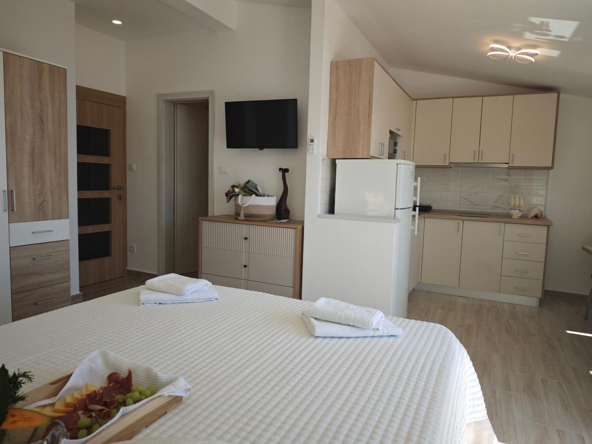 Apartment Topic Baška Voda Eksteriør billede