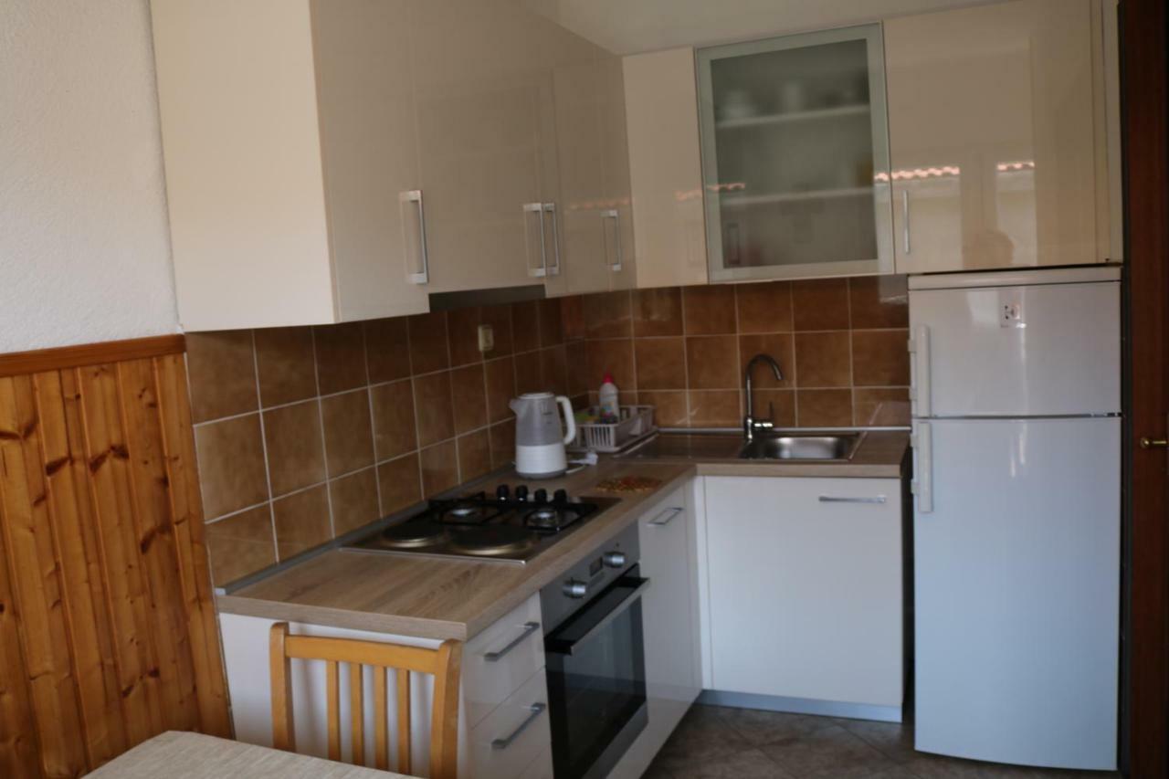 Apartment Topic Baška Voda Eksteriør billede