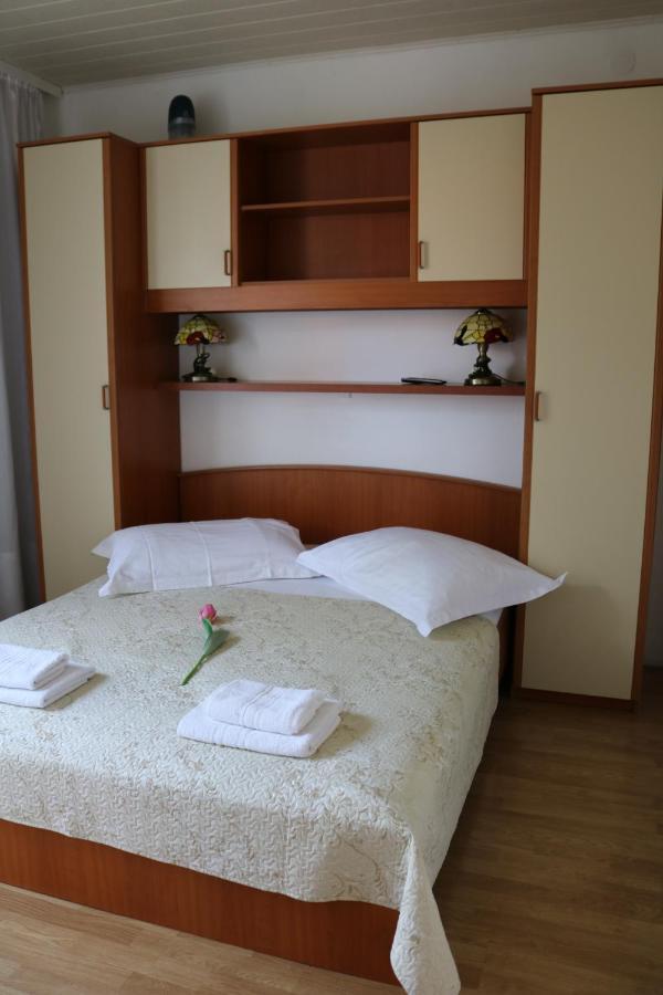 Apartment Topic Baška Voda Eksteriør billede