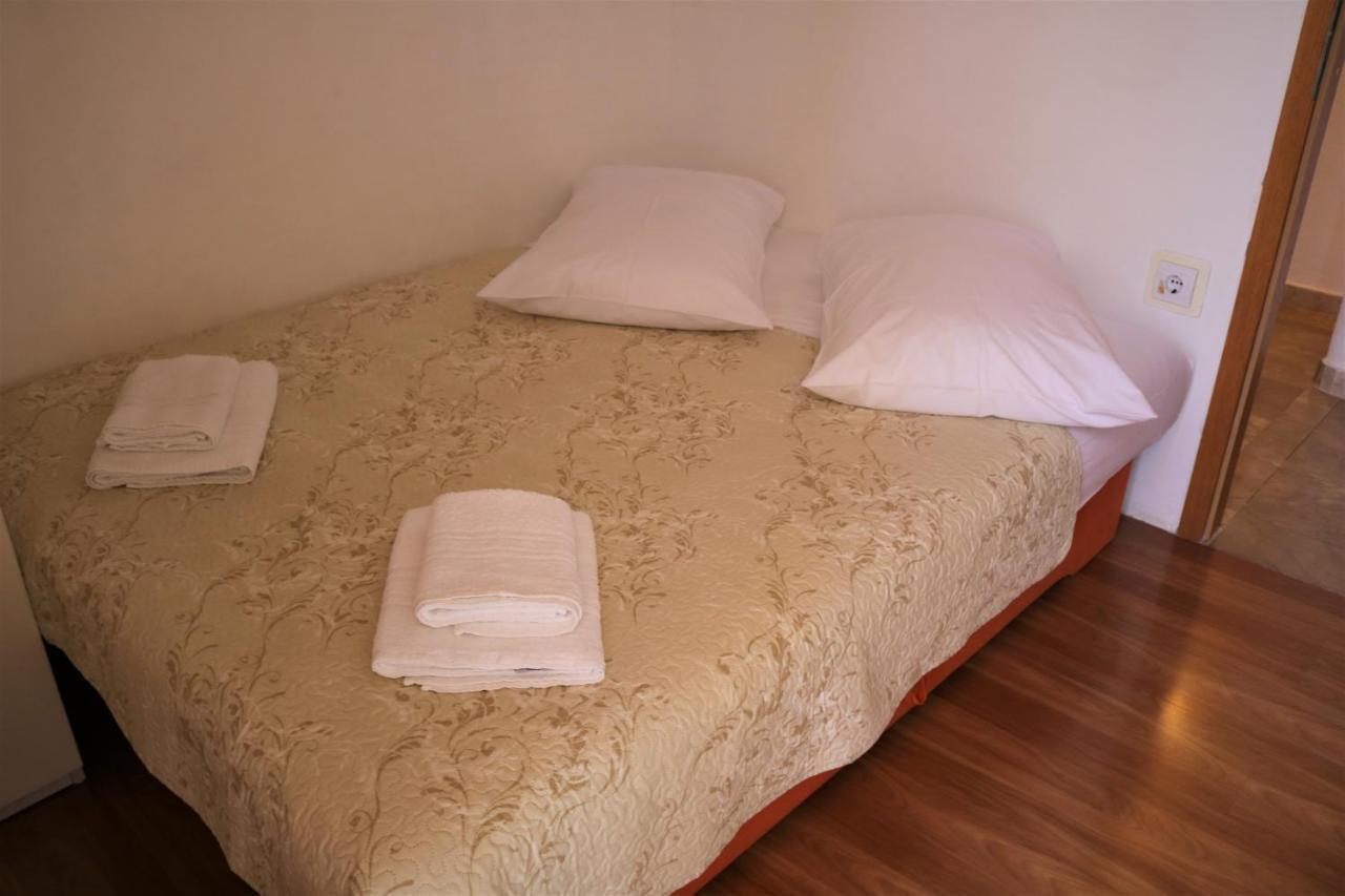 Apartment Topic Baška Voda Eksteriør billede